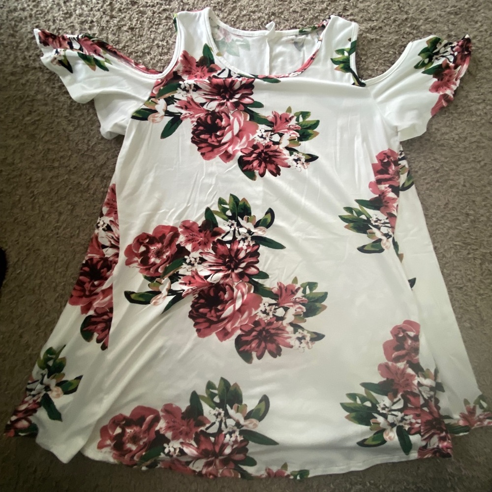 Maternity pink blush blouse